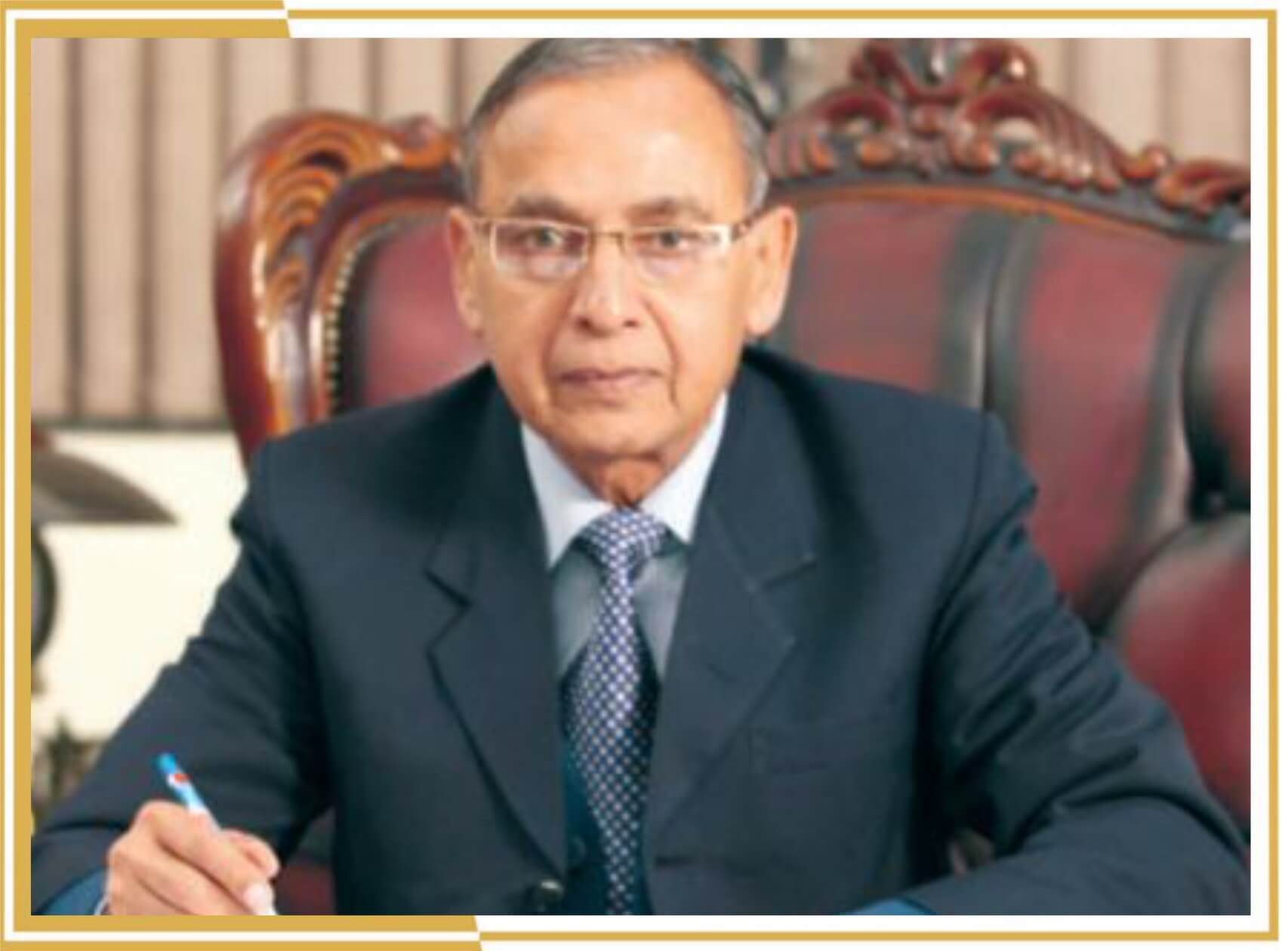 Shri R K Gupta